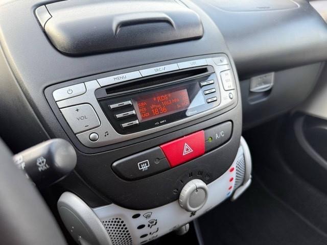 TOYOTA Aygo 1.0 12V VVT-i 3 porte Lounge Connect