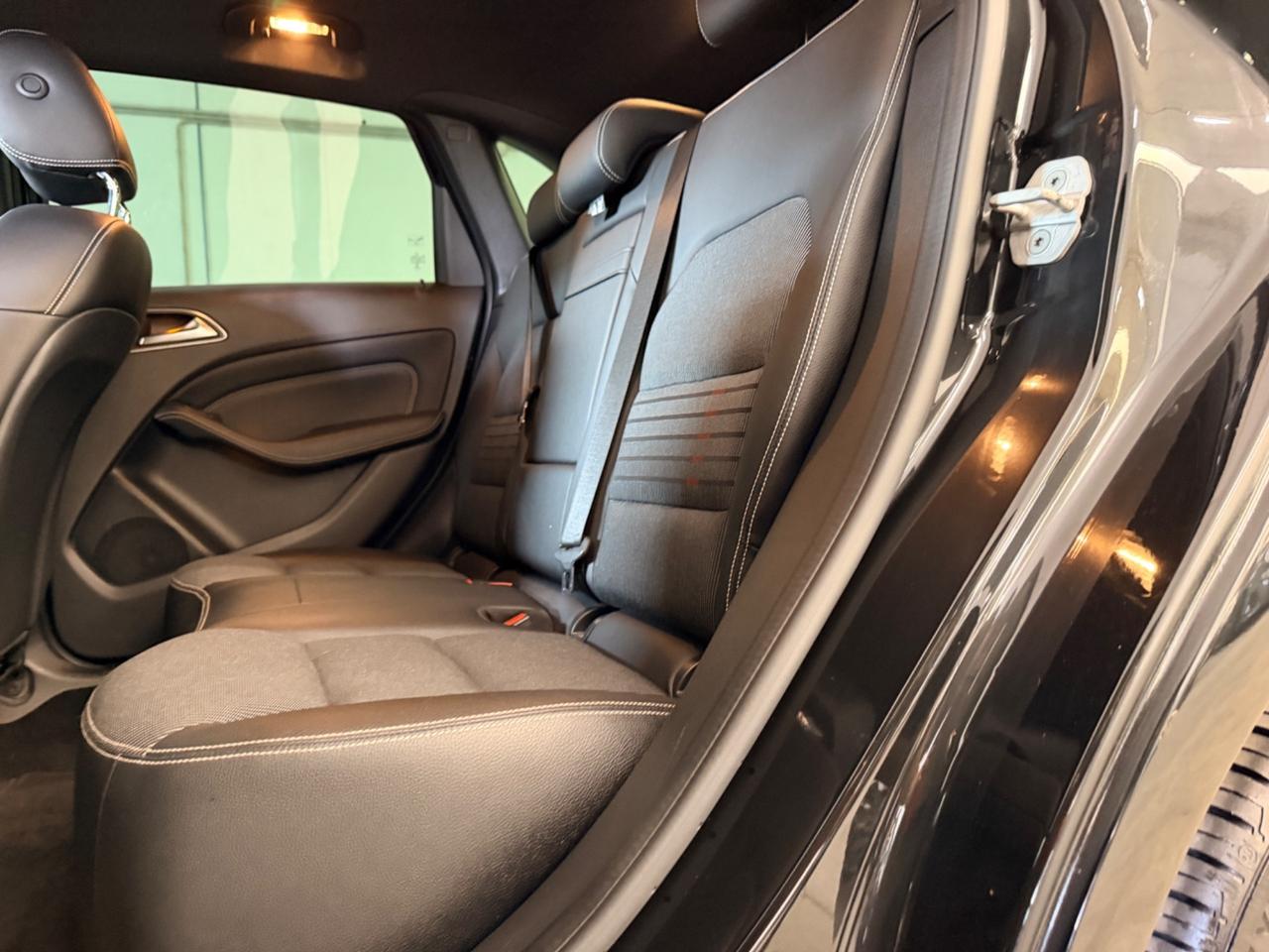 Mercedes-benz B 200 Premium