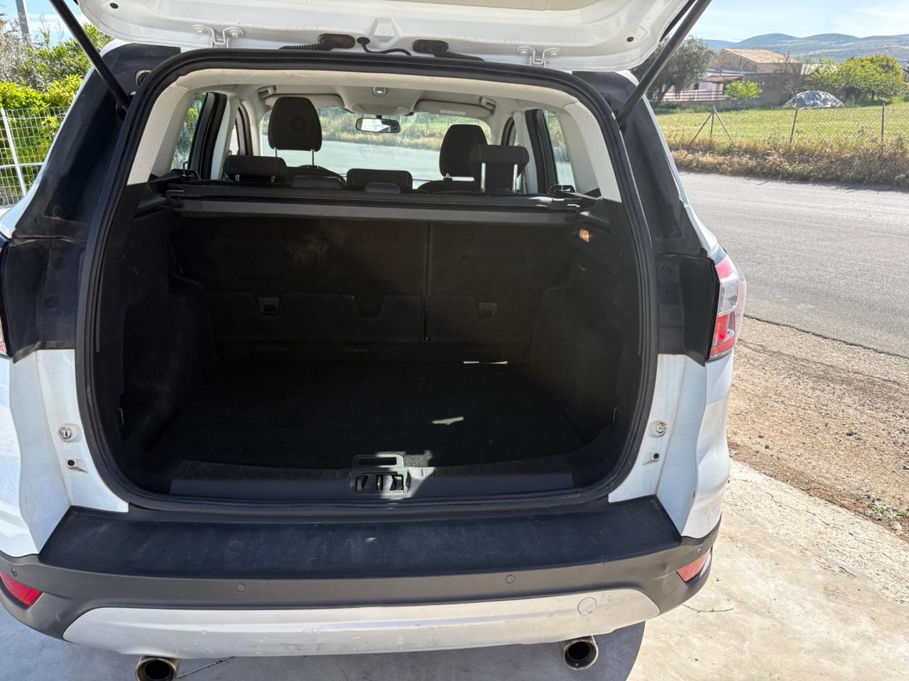 Ford Kuga 1.5 TDCI 120 CV S&S 2WD Titanium