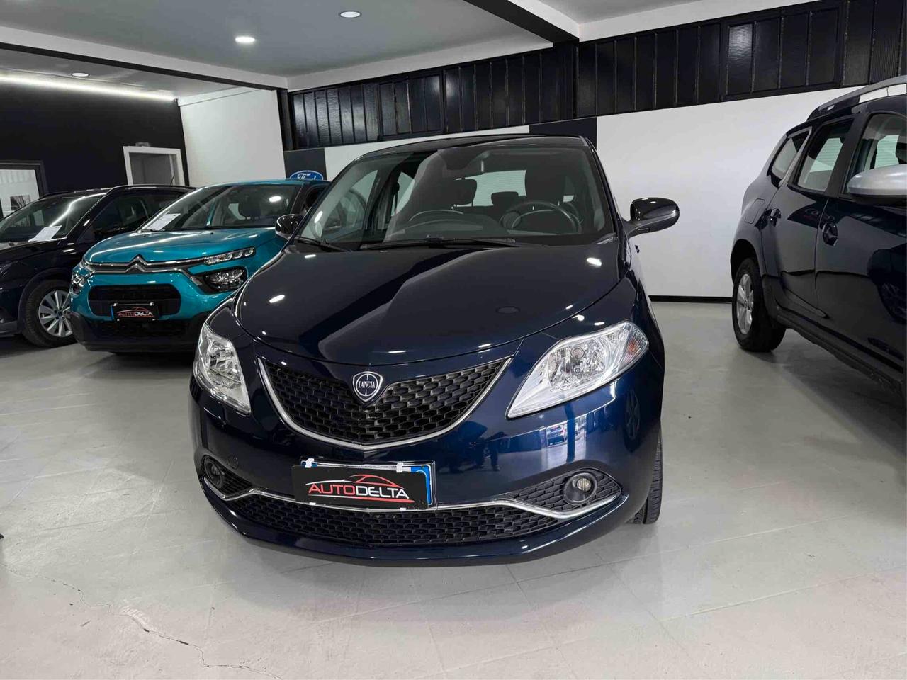 Lancia Ypsilon 1.2 69 CV 5 porte Opening Edition