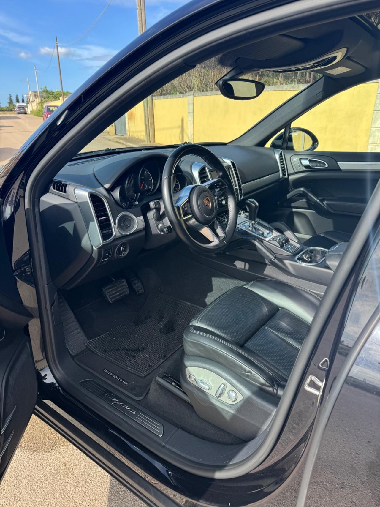 Porsche Cayenne 3.0 Diesel Platinum Edition
