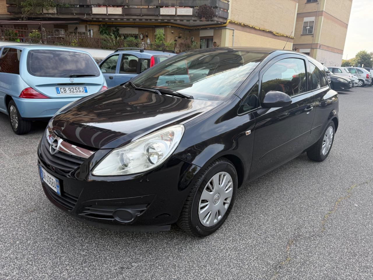 Opel Corsa 1.2 3 porte Enjoy