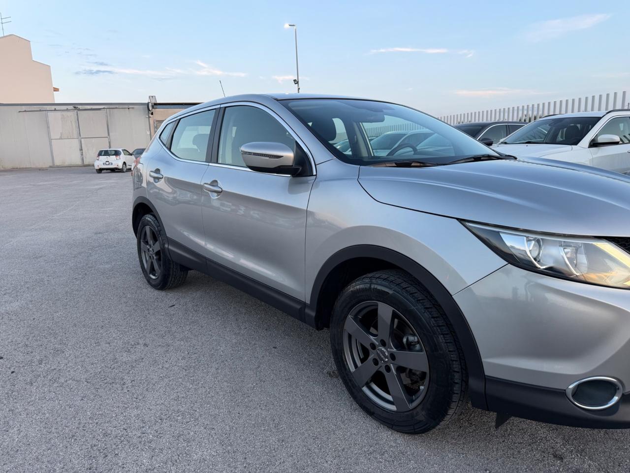NISSAN QASHQAI 1.5 DCI 110 FUL LED NAVI RETRO MY15