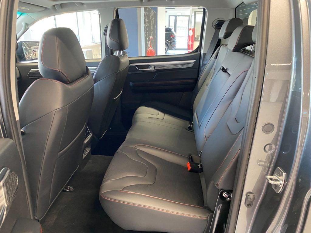 DR Automobiles PK8 2.0 Turbo Diesel Doppia Cabina 4x4