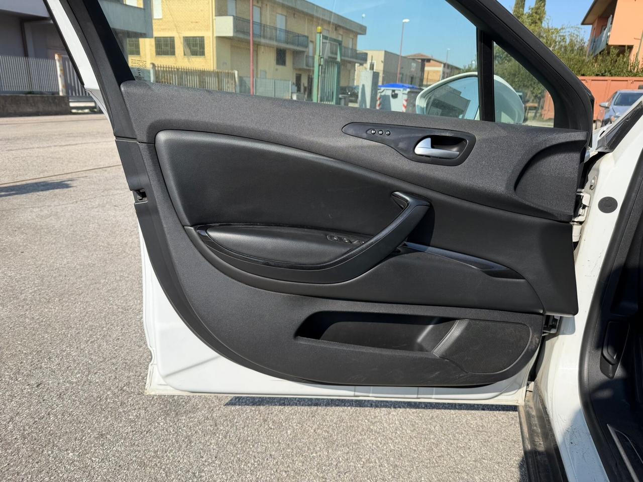 Citroen C5 2.2 HDi 200 aut. Executive PROB. SOSPENSIONI