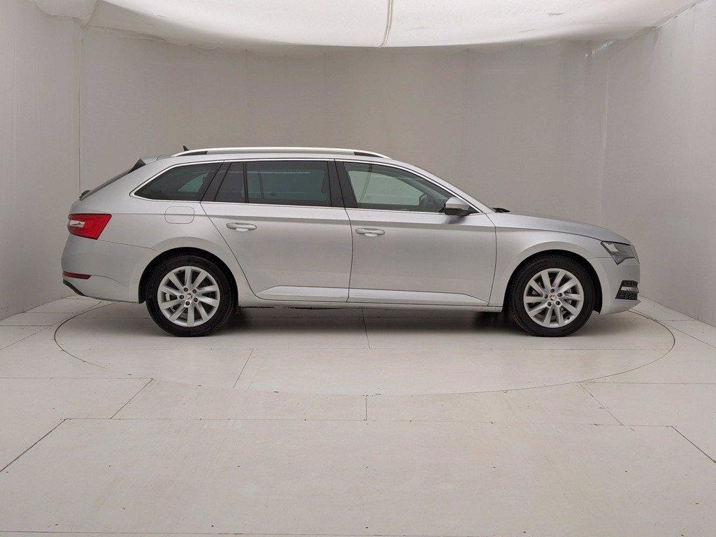 SKODA Superb 2.0 TDI EVO 150 CV SCR DSG Wagon Executive del 2021