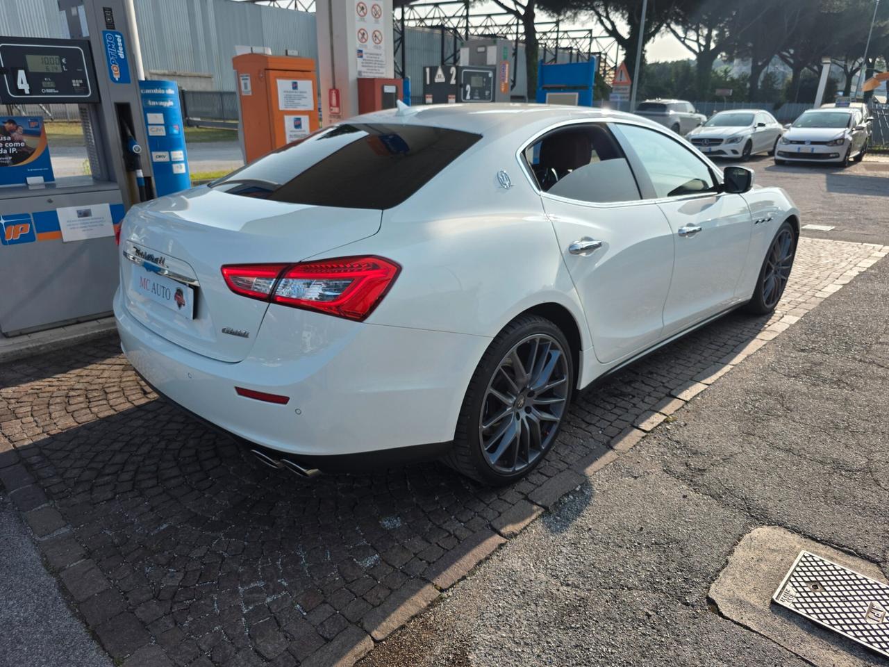 Maserati Ghibli V6 Diesel 275 CV con 159.000km