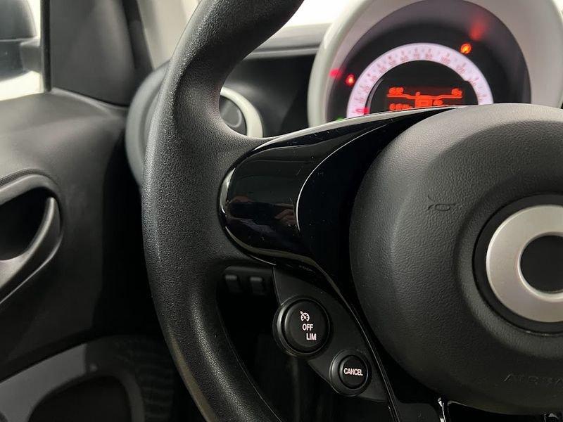 smart fortwo 70 1.0 52kW brabus style twinamic