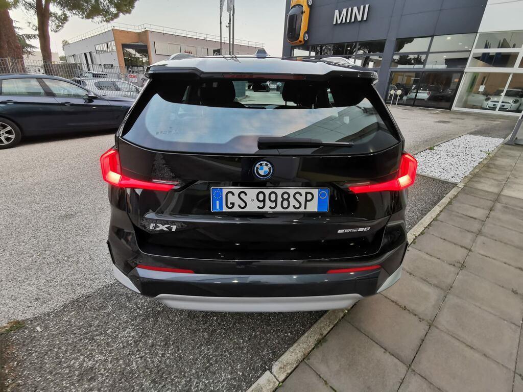 BMW iX1 20 X-Line eDrive