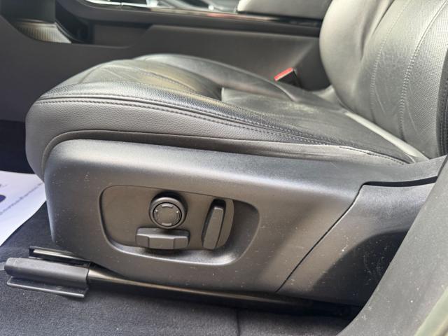 LAND ROVER Range Rover Evoque 1.5 I3 160 CV Auto R-Dynamic SE