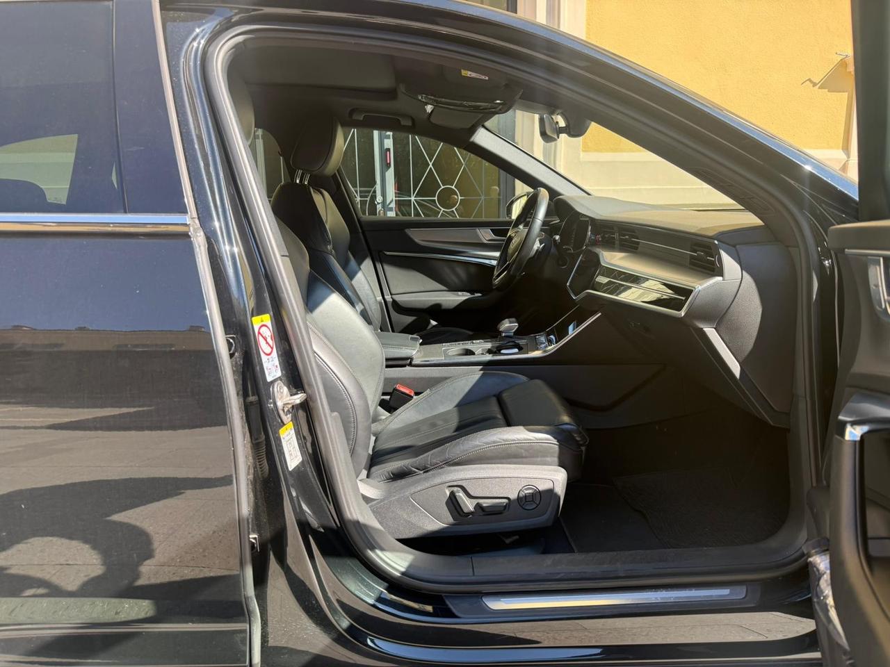 Audi A6 Avant 40 2.0 TDI S tronic Business Design Tetto Panoramico Pelle 204cv