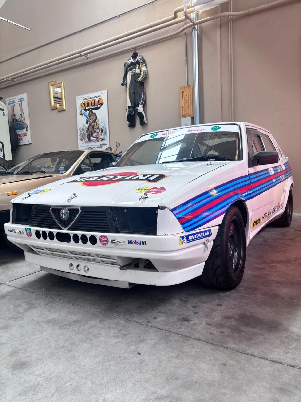 Alfa Romeo 75 V6 Pronto Pista