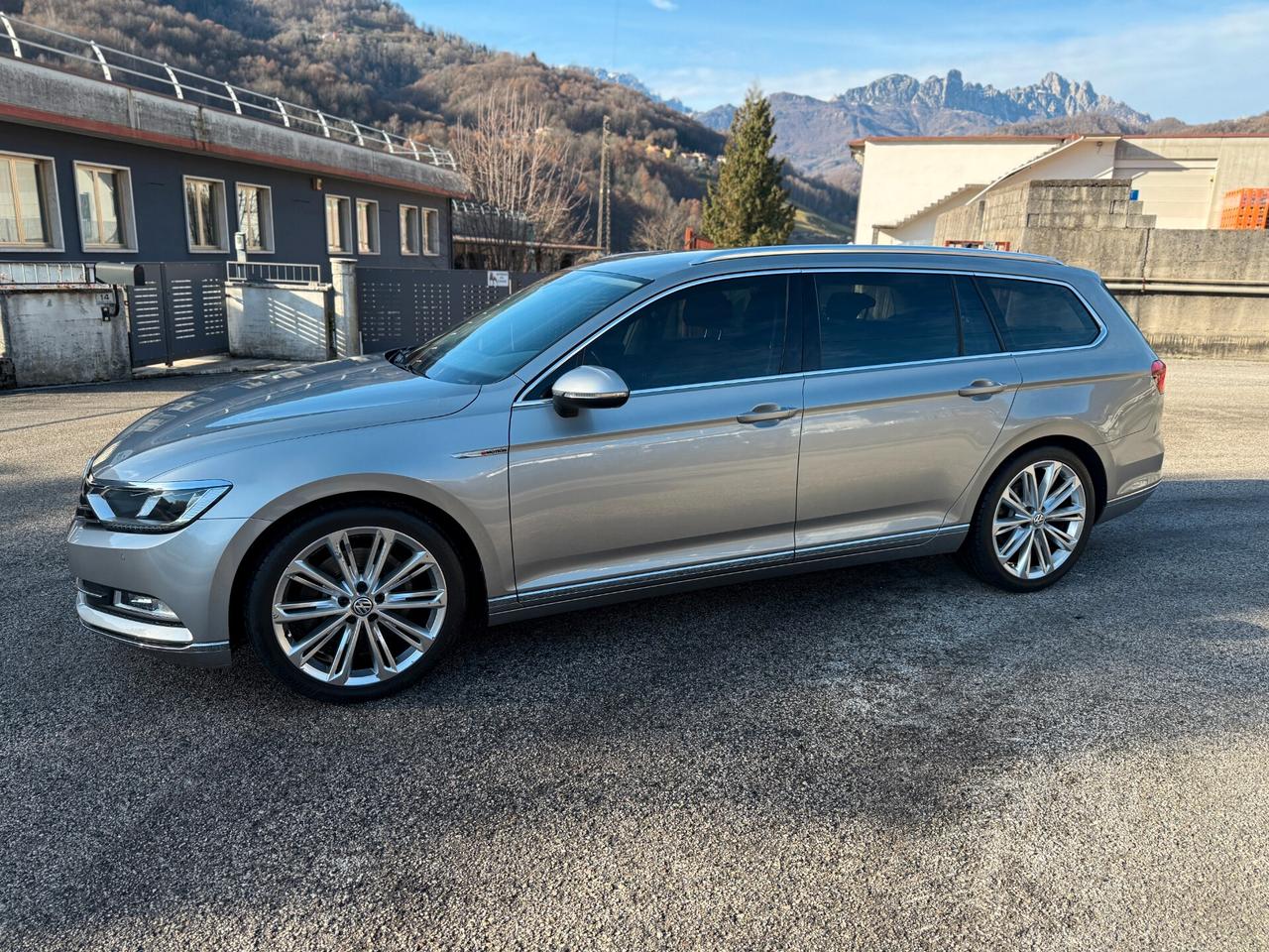 VOLKSWAGEN PASSAT 2.0 BITDI HIGH. 4MOTION DSG 240CV