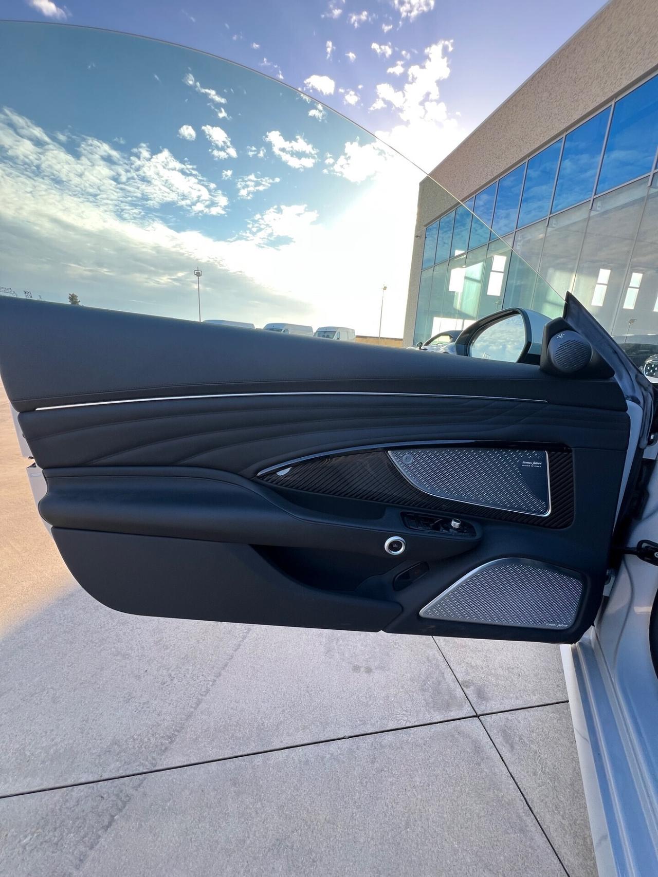 Maserati GranTurismo Modena awd auto possibilità noleggio no scoring