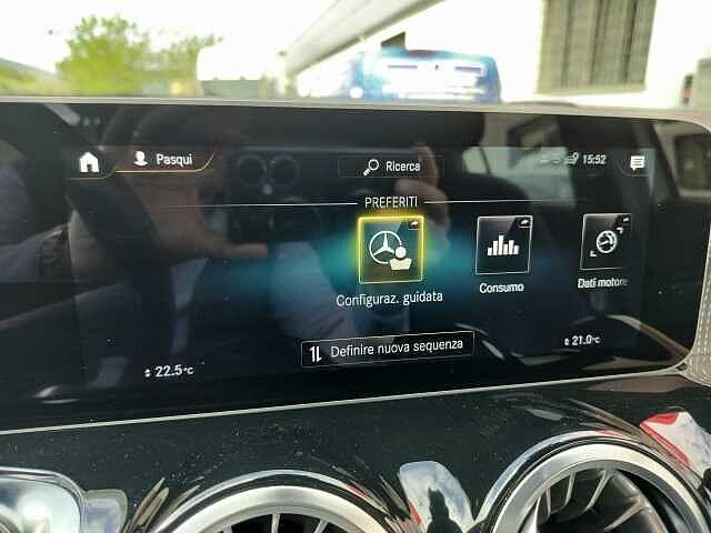 Mercedes-Benz GLB 200
