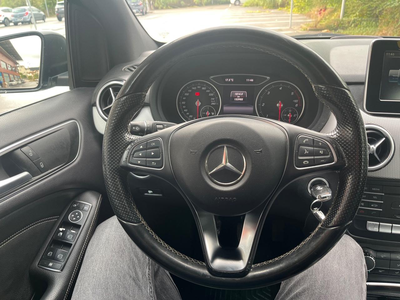 Mercedes-benz B 180 d Premium 2016