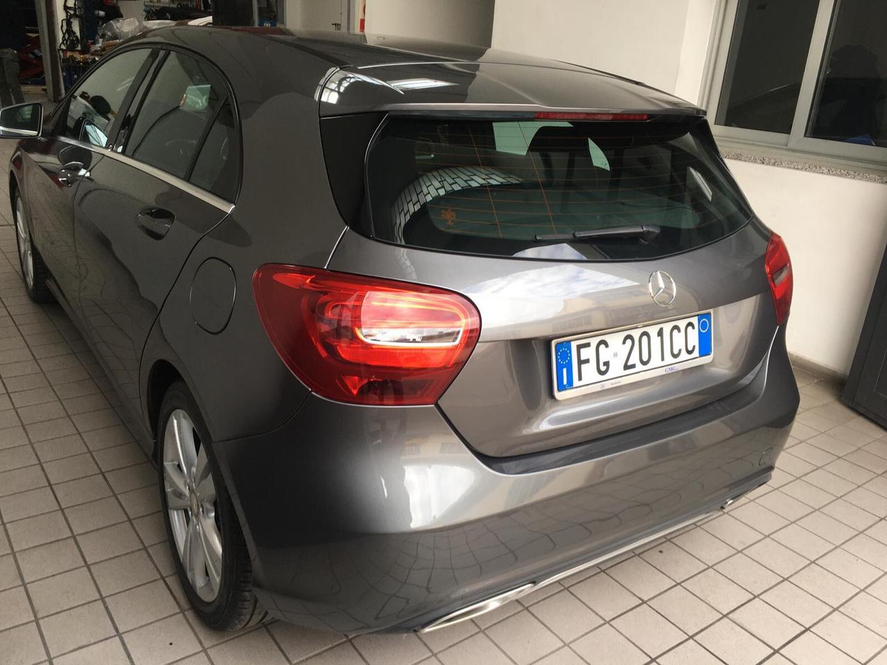 Mercedes-benz A 180 IMPECCABILE 180d Automatic Business