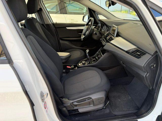 BMW 214 d Active Tourer NEOPATENTATI - BT - PDC - 16