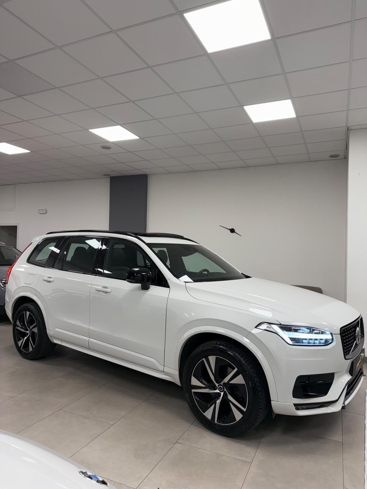 Volvo XC 90 XC90 B5 (d) AWD automatico Plus Dark