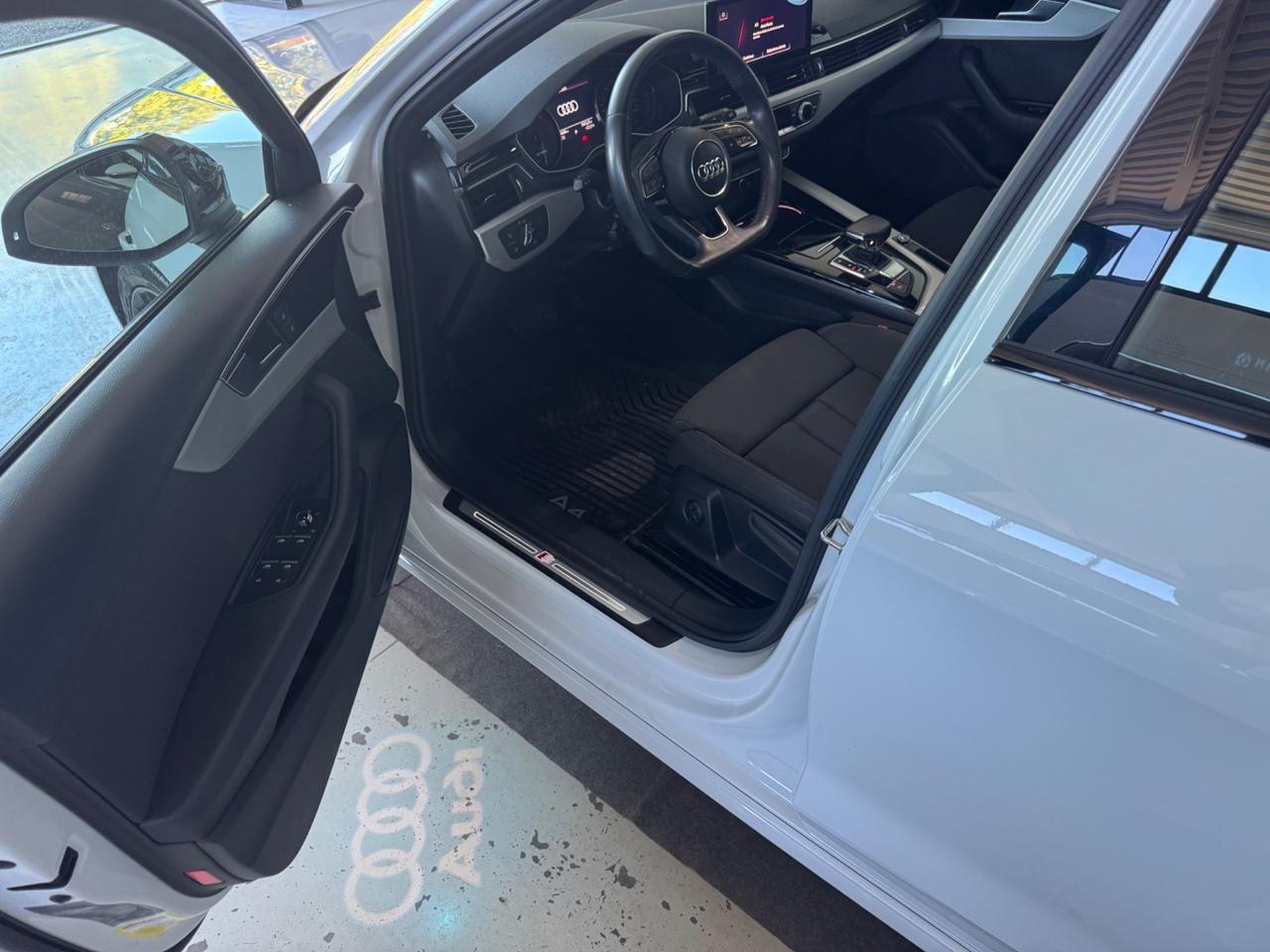 Audi A4 Avant 40 g-tron 2.0 AUT. S-line