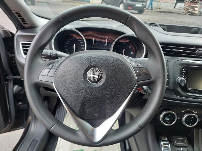 Alfa Romeo Giulietta 1.6 JTDm-2 120 CV Distinctive