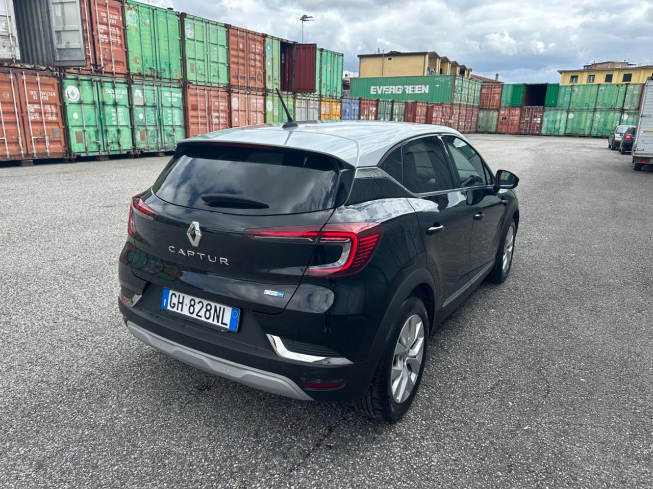 Renault Captur Full Hybrid E-Tech 145 CV intense