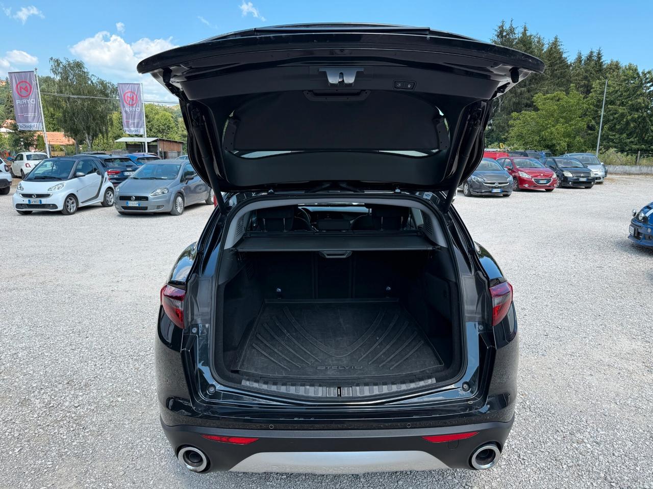 Alfa Romeo Stelvio 2.2 Turbodiesel 190 CV AT8 Q4 Business