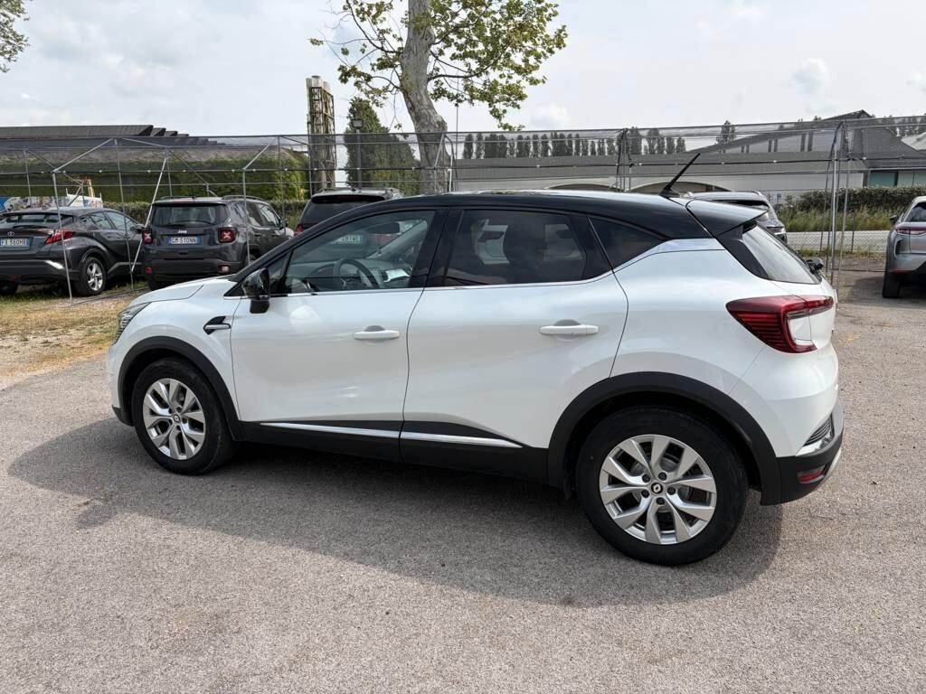Renault Captur Mild Hybrid 140 CV Intens
