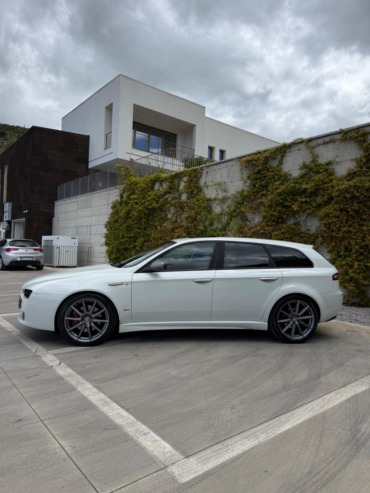Alfa Romeo 159 2.0 JTDm Sportwagon turismo internazionale