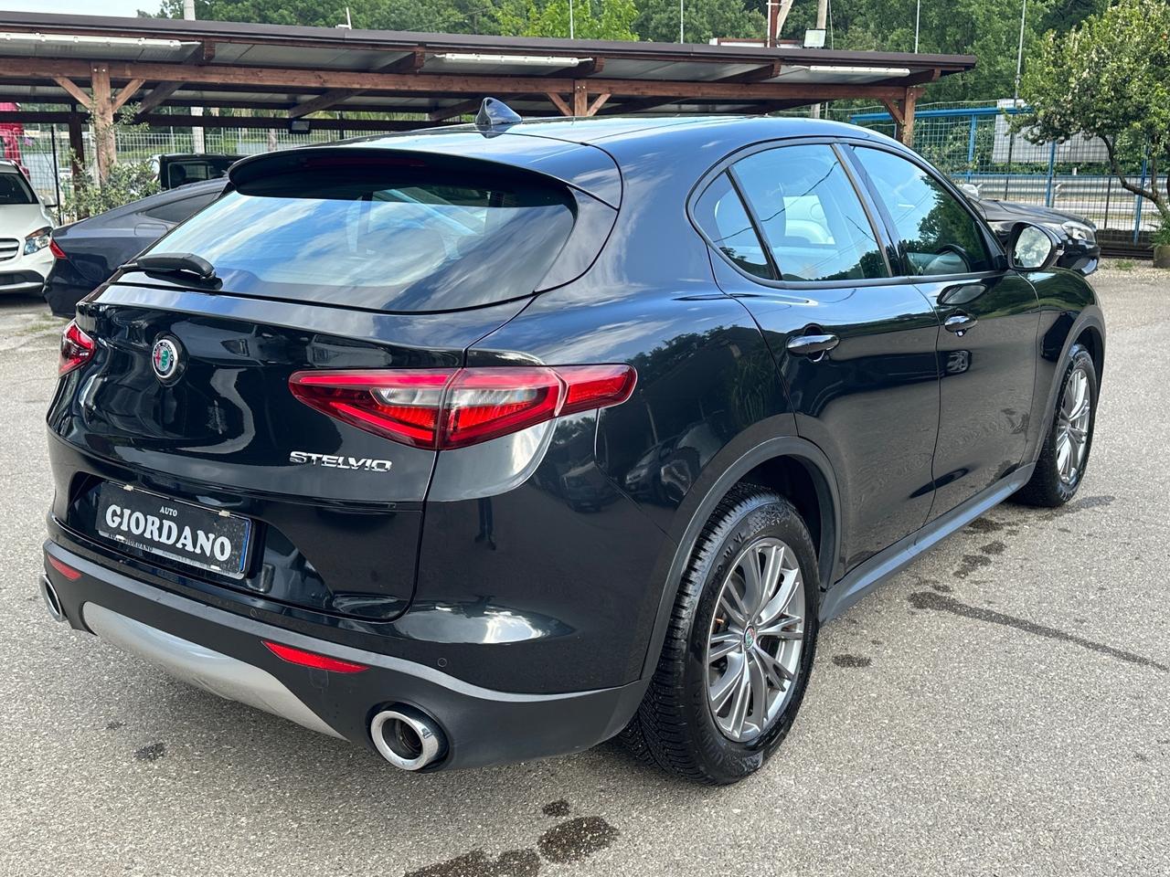 Alfa Romeo Stelvio 2.2 TD 180 CV AT8 RWD