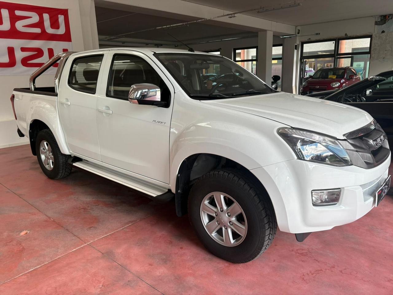 ISUZU PICK-UP 4X4 DOPPIA CABINA Posti 5 Diesel 2.5 TD Km 164.894 Garanzia 12 mesi