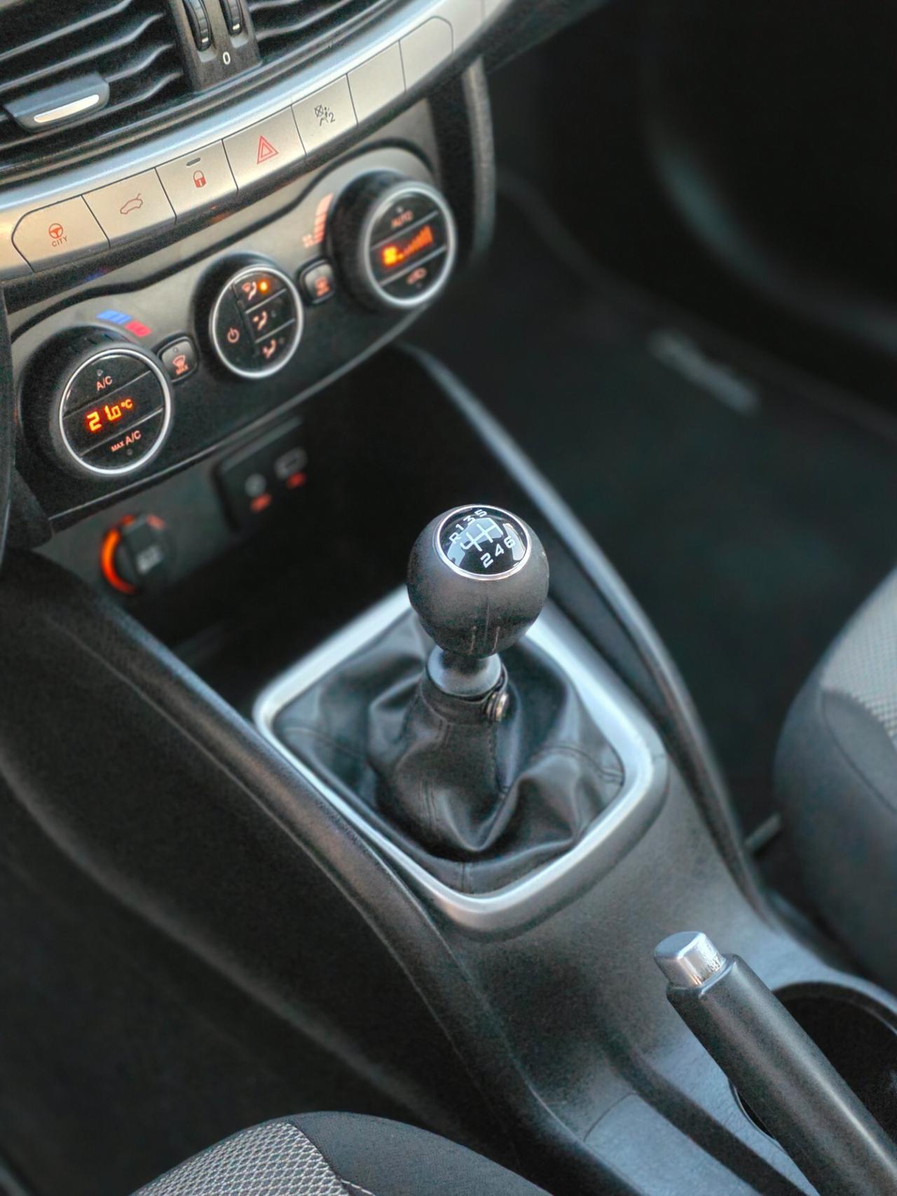 Fiat Tipo 1.6 MTJ 120 CV BERLINA ANNO 2016