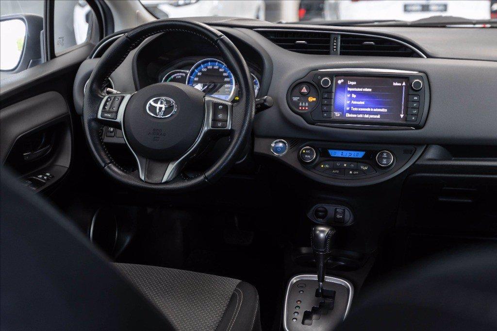 TOYOTA Yaris 5p 1.5h Active my16 del 2016