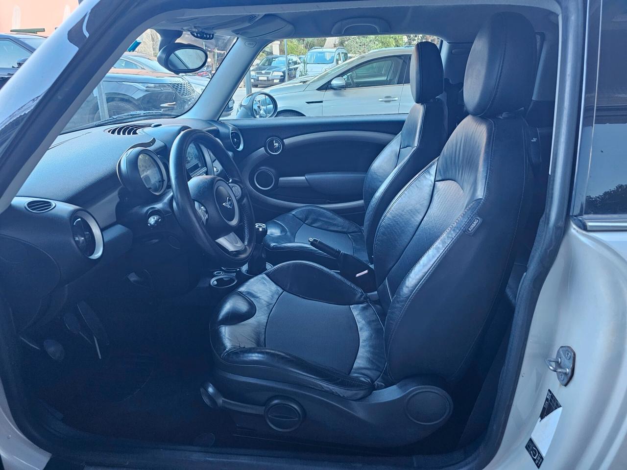 Mini Cooper D Clubman 1.6 16V