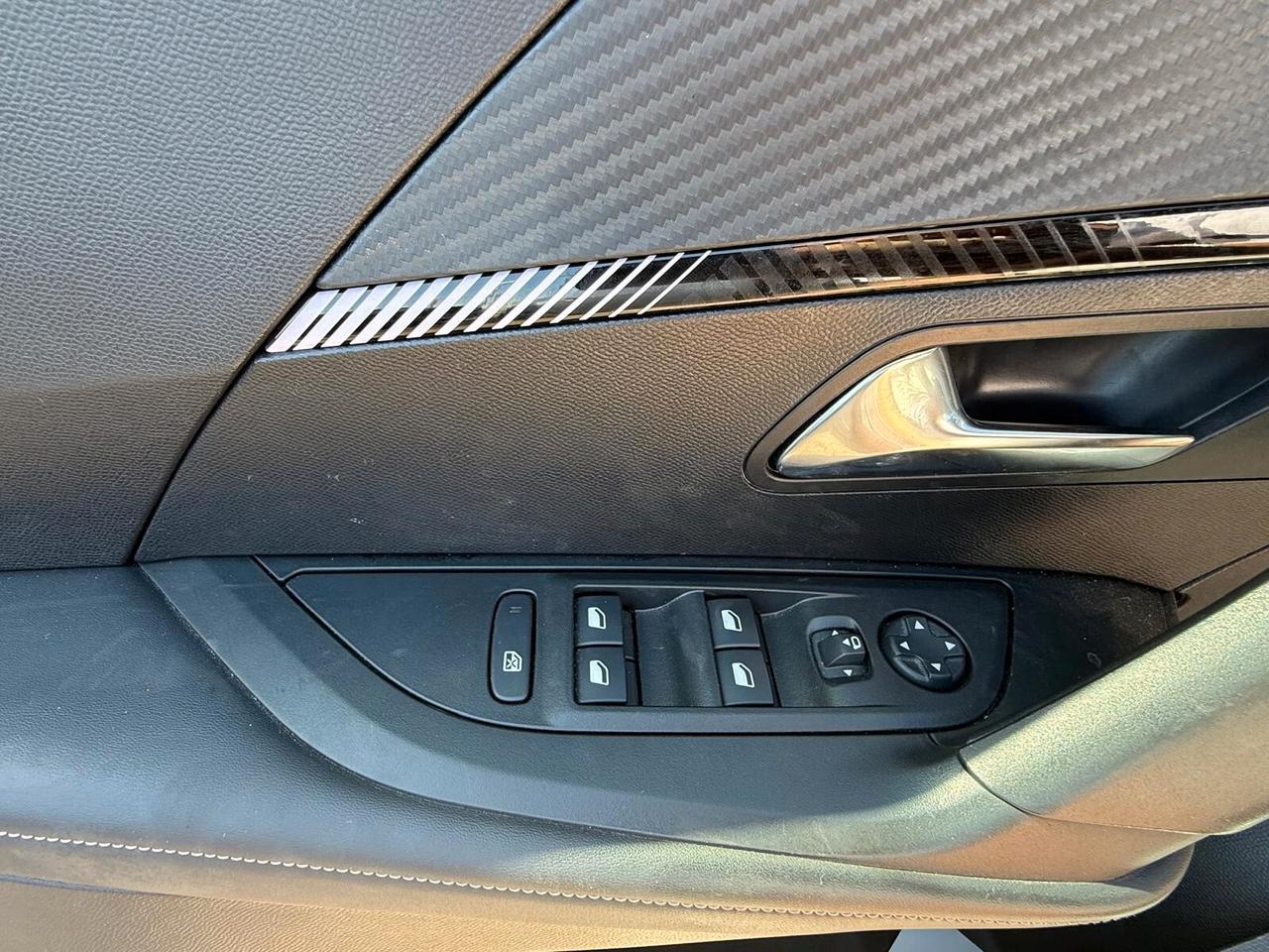 PEUGEOT 2008 2025 AUTOMATICA 130CV BENZINA ALLURE 18000KM
