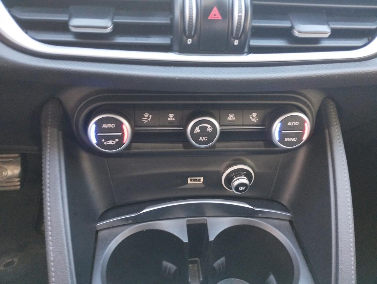 Alfa Romeo Stelvio 2.2 Turbodiesel 160 CV AT8 Business