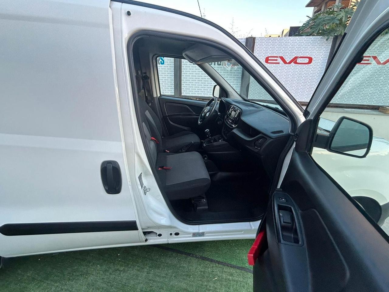 Fiat Doblo 1.6 mjt 16v Easy Cargo CH1