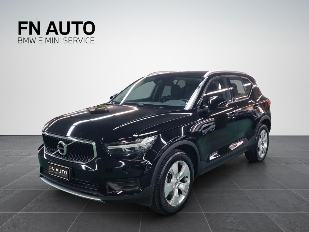 Volvo XC40 T2 Geartronic Momentum Pro