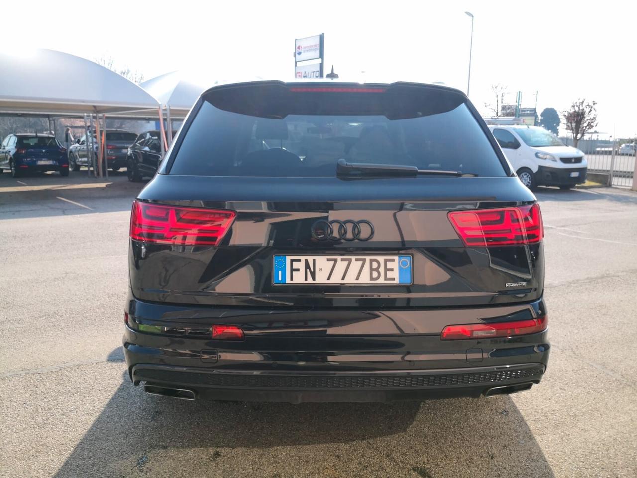 Audi Q7 3.0 TDI 218 CV quattro tiptronic S LINE ***TETTO***