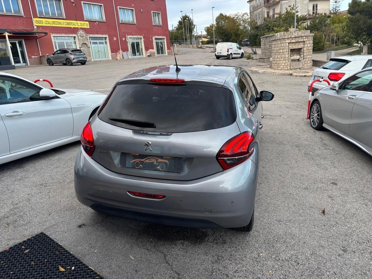 Peugeot 208 BlueHDi 100 S&S 5 porte Signature