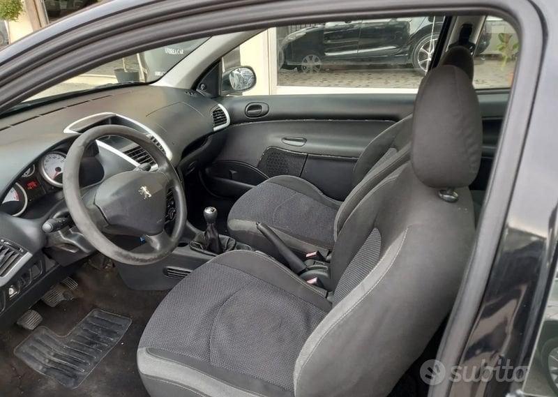 Peugeot 206 Plus 206 Plus 3p 1.1 (one-line)