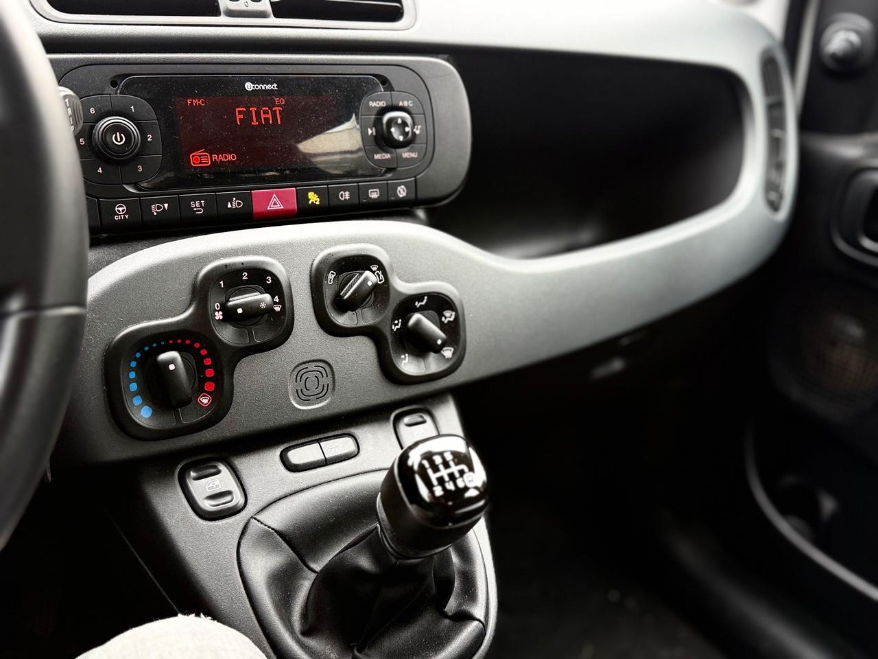 Fiat Panda 1.0 FireFly S&S Hybrid City Cross