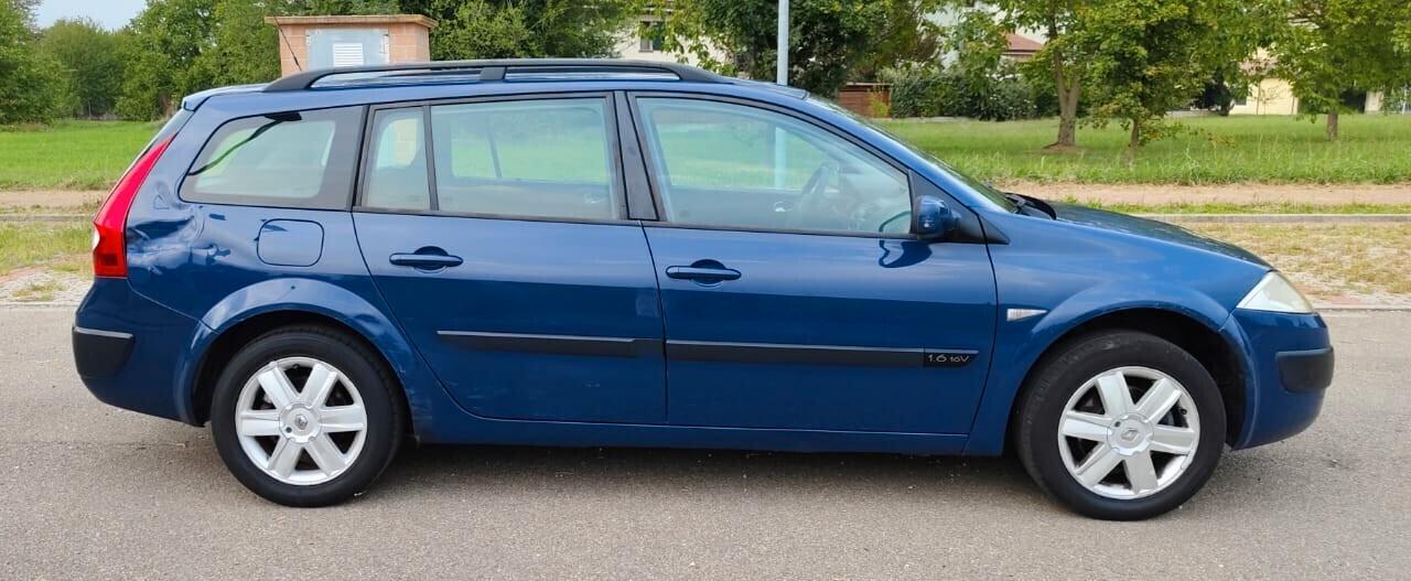 Renault Megane Mégane 1.6 16V 5 porte GPL Luxe Dynamique