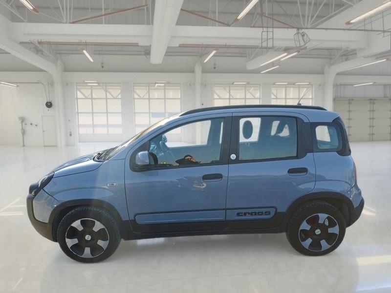 FIAT PANDA 1.0 70 CV HYBRID CITY CROSS LAUNCH ED 5 PORTE BERLINA