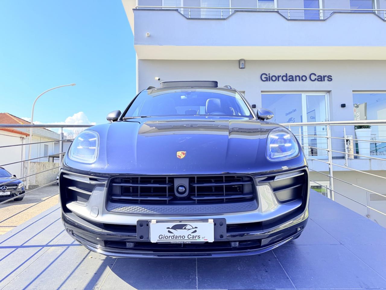 Porsche Macan 2.0 T 265cv open edition con approved