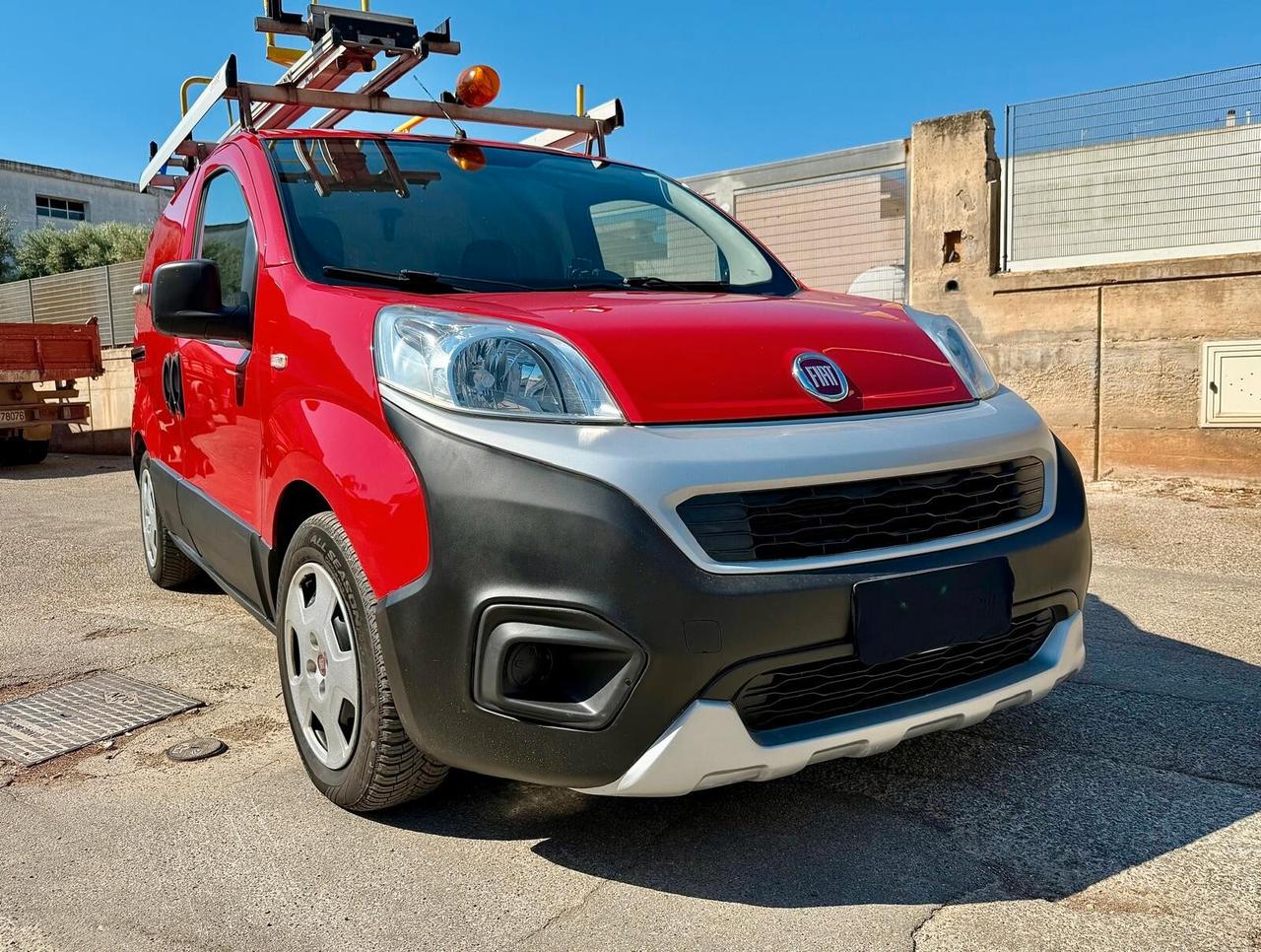 Fiat Fiorino 1.3 MJT Cargo Adventure 2017