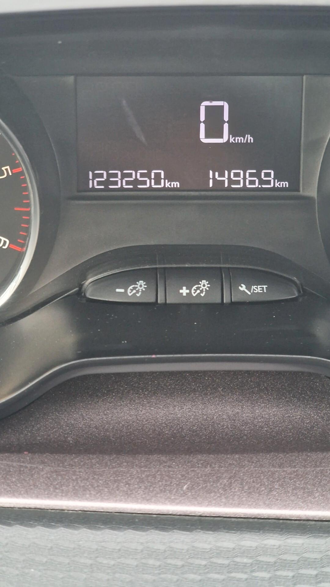 Peugeot 2008 BlueHDi 75 Active