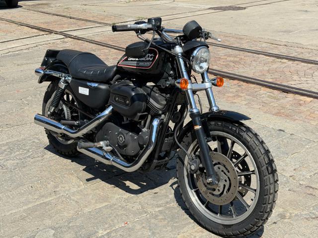 HARLEY-DAVIDSON 883 Sportster R XL 883 R