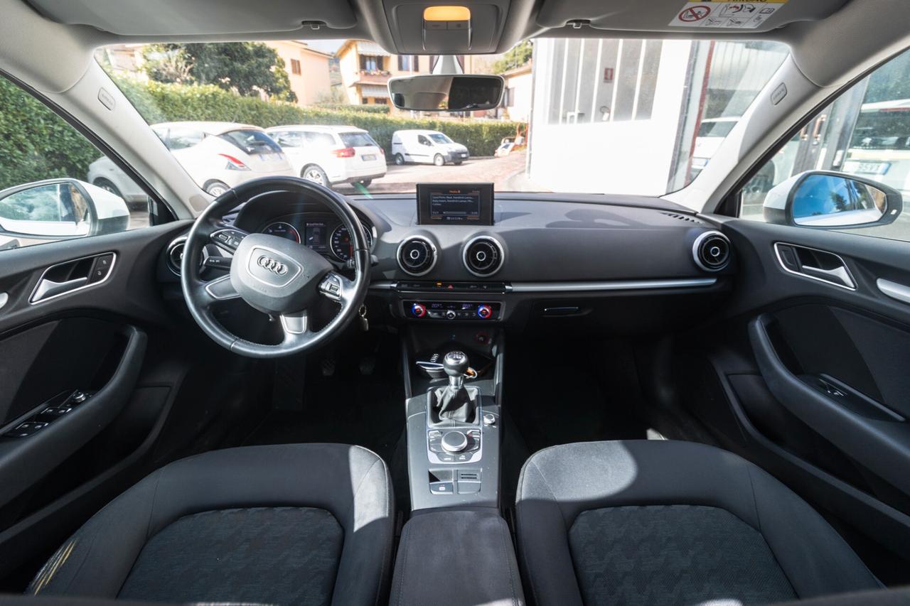 Audi A3 1.6 TDI clean diesel Attraction