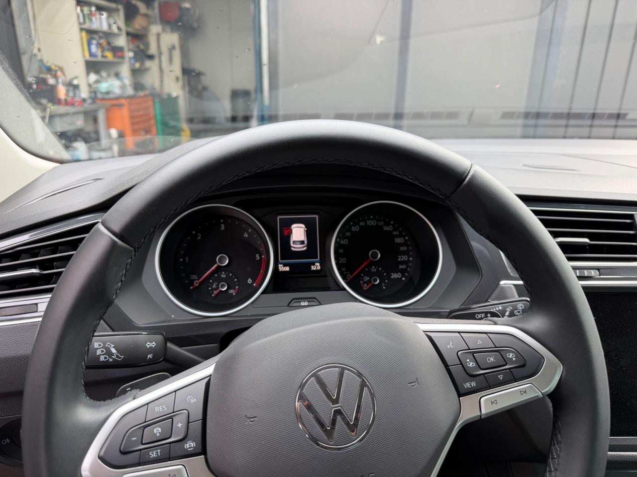 Volkswagen Tiguan 2.0 TDI 150 CV SCR DSG Elegance
